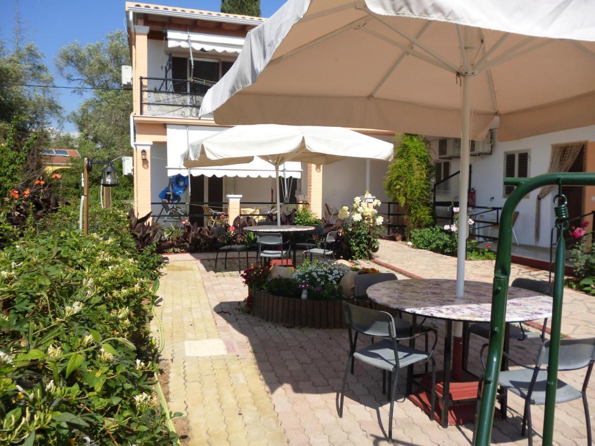 Kostas Apartments & Studios Agios Georgios Pagon Exterior photo